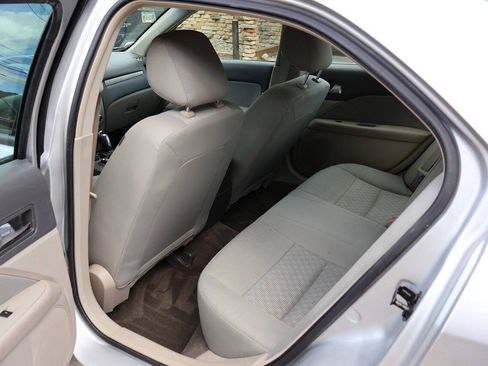 Used 2012 Ford Fusion S FWD image 17