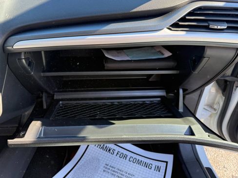 Used 2015 Ford Fusion SE image 35