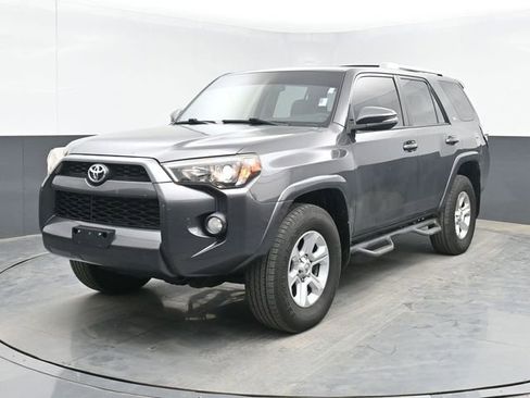 Used 2018 Toyota 4Runner SR5 Premium AWD/4WD image 10