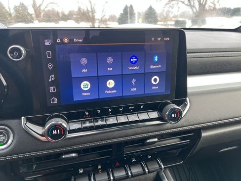 Used 2023 Chevrolet Colorado LT w/ LT Convenience Package II image 15