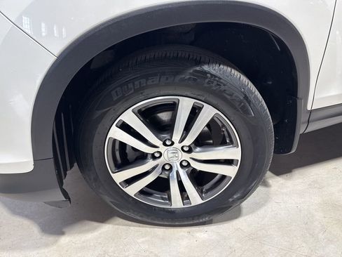 Used 2017 Honda Pilot EX-L image 2