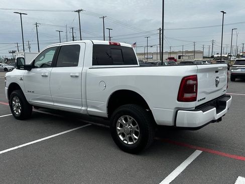 Used 2024 RAM 2500 Laramie AWD/4WD image 7