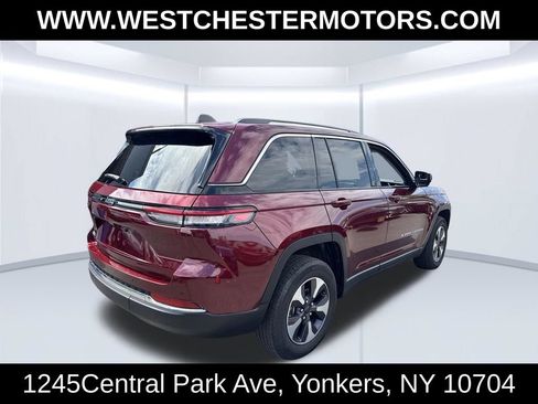 Used 2023 Jeep Grand Cherokee 4WD 4xe image 4