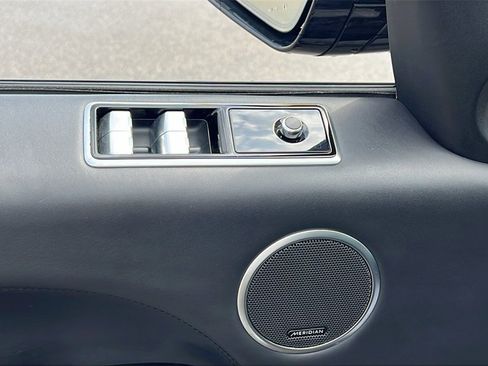 Used 2020 Land Rover Range Rover Sport HSE Dynamic image 10