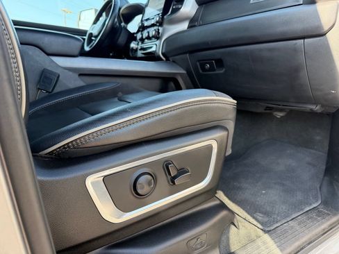 Used 2024 RAM 1500 Laramie AWD/4WD image 33