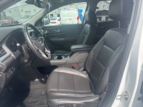 Used 2020 GMC Acadia SLT w/ Premium Package AWD/4WD image 2