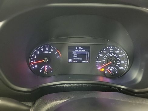 Used 2020 Kia Soul LX image 14