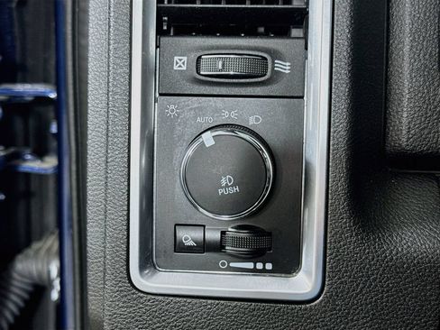 Used 2021 RAM 1500 Warlock AWD/4WD image 18