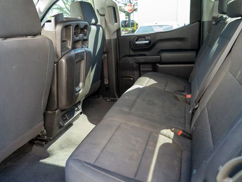 Used 2020 Chevrolet Silverado 1500 Custom w/ Custom Convenience Package image 18