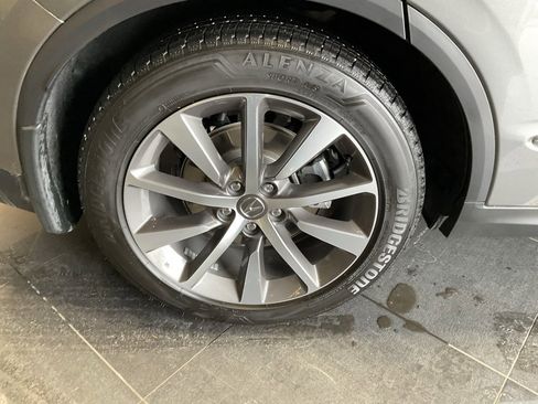 Certified 2025 Acura MDX w/ Technology Package image 8