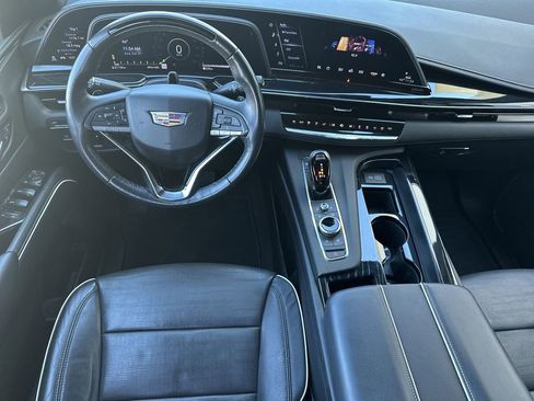 Certified 2024 Cadillac Escalade Sport image 15
