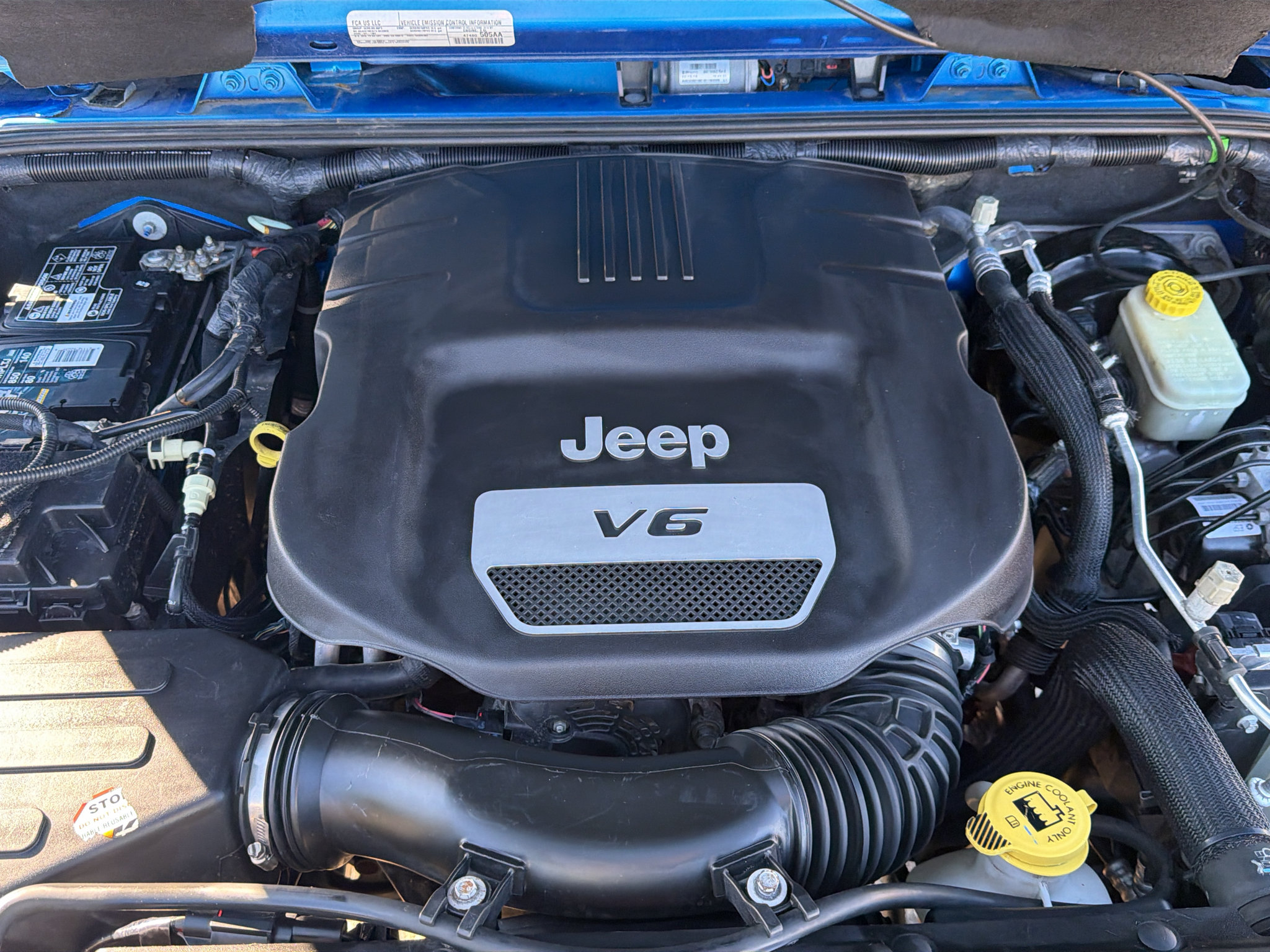Used 2016 Jeep Wrangler Unlimited Sahara AWD/4WD image 30