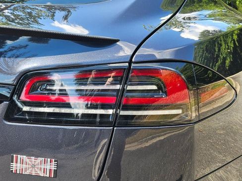 Used 2023 Tesla Model S Plaid AWD/4WD image 30