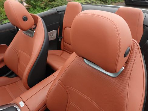 Used 2024 Mercedes-Benz SL 55 AMG 4MATIC image 13