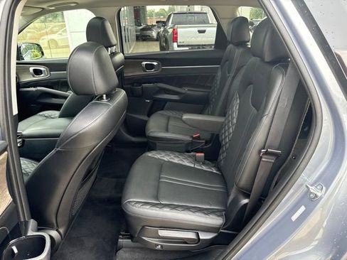 Used 2023 Kia Sorento SX Prestige AWD/4WD image 25