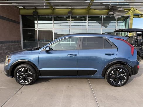 Used 2024 Kia Niro Wind w/ Wind Preserve Package image 7