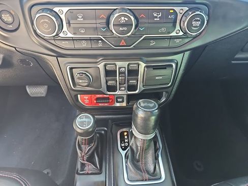 Used 2020 Jeep Wrangler Unlimited Rubicon image 17