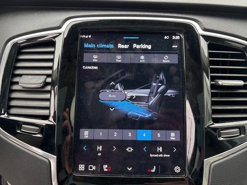 Certified 2023 Volvo XC90 B5 Plus w/ Protection Package Premier image 21