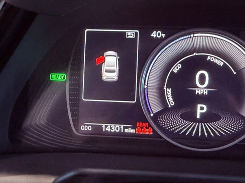 Certified 2025 Lexus ES 300h w/ Premium Package image 23