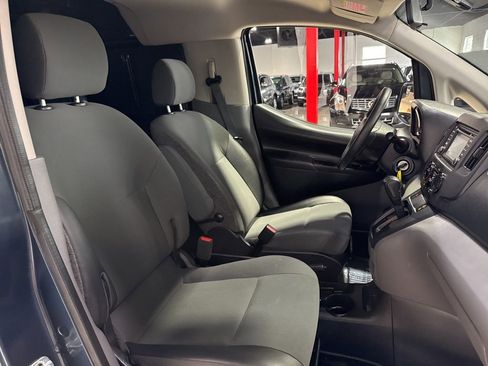 Used 2019 Nissan NV200 SV w/ Navigation Package image 39