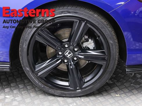 Used 2025 Honda Accord Sport image 31