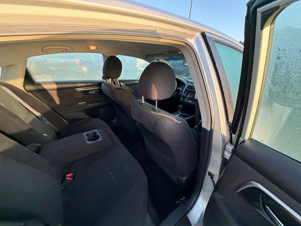 Used 2013 Nissan Altima 2.5 SV FWD image 11