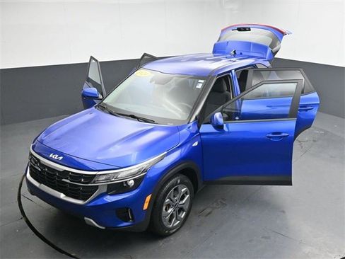 Used 2024 Kia Seltos LX image 39