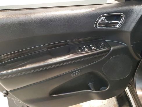 Used 2016 Dodge Durango Limited w/ Nav & Power Liftgate Group AWD/4WD image 12