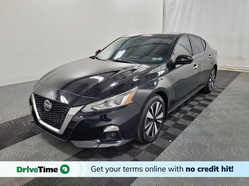 Used 2019 Nissan Altima 2.5 SV image 1