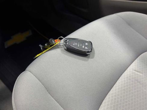 Used 2019 Chevrolet Malibu LS image 23