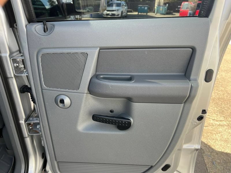 Used 2009 Dodge Ram 2500 Truck SLT w/ Popular Equipment Group AWD/4WD image 10
