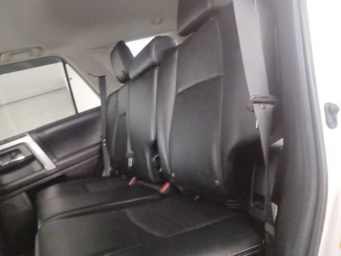 Used 2019 Toyota 4Runner Limited AWD/4WD image 10