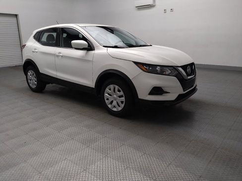 Used 2020 Nissan Rogue Sport S image 13