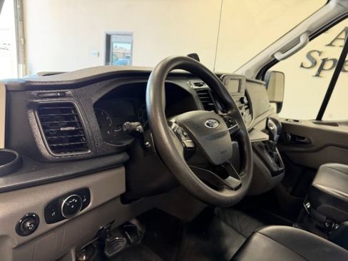 Used 2022 Ford Transit 350 DRW RWD image 13