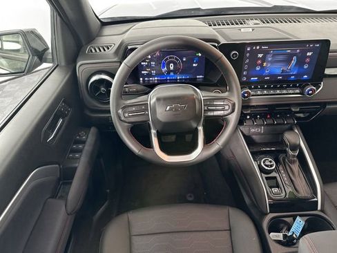 Used 2024 Chevrolet Colorado Z71 w/ Z71 Convenience Package 2 image 22