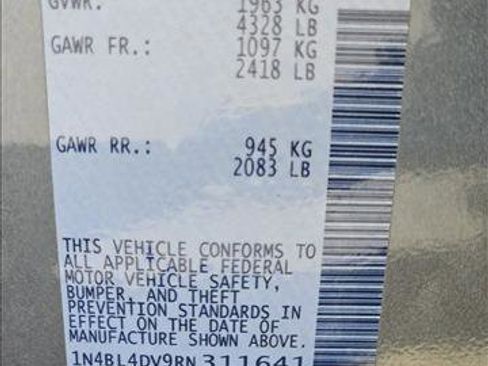 Used 2024 Nissan Altima 2.5 SV FWD image 27