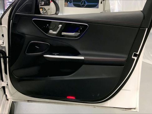 Used 2025 Mercedes-Benz C 43 AMG 4MATIC Sedan image 21