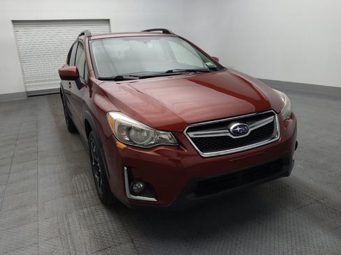 Used 2017 Subaru Crosstrek 2.0i Premium image 14