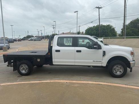 Used 2020 Ford F250 XL w/ Power Equipment Group image 4