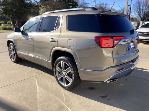 Used 2019 GMC Acadia Denali w/ Technology Package image 8