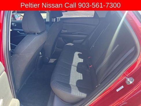 Used 2023 Hyundai Elantra SEL w/ Preferred Accessory Package image 20