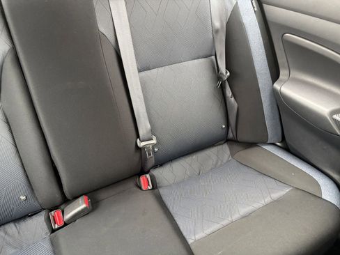 Used 2025 Nissan Versa SV FWD image 35