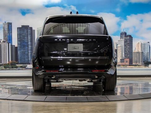 New 2026 Land Rover Range Rover SE image 11