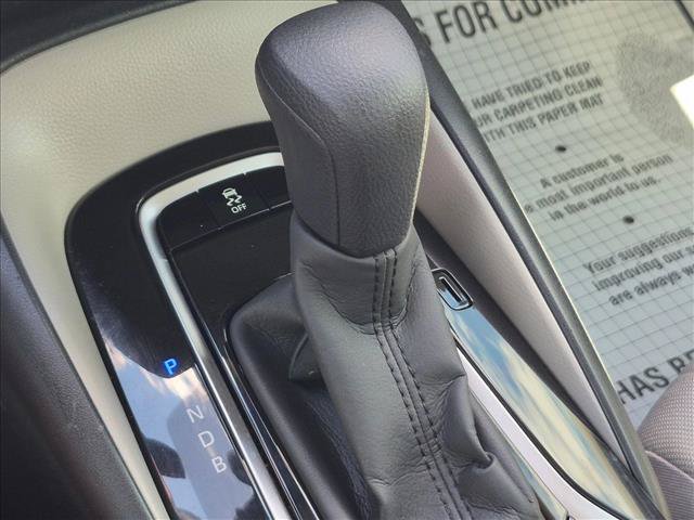 Used 2022 Toyota Corolla LE FWD image 12