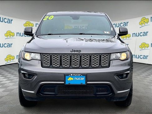 Used 2020 Jeep Grand Cherokee Altitude image 2