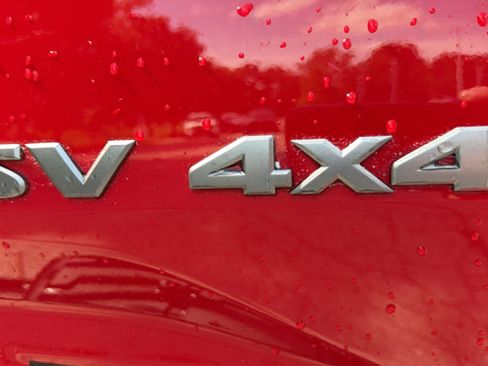 Used 2024 Nissan Frontier SV w/ Technology Package AWD/4WD image 44