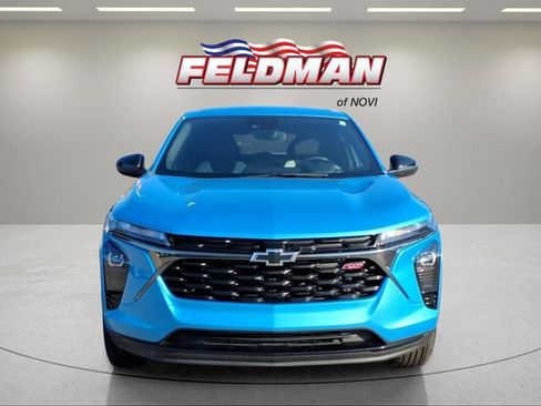 Used 2025 Chevrolet Trax RS w/ Driver Confidence Package FWD image 9