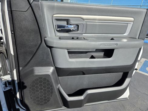 Certified 2017 RAM 1500 Classic SLT image 29