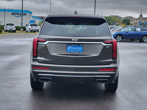 Used 2020 Cadillac XT6 Premium Luxury w/ Platinum Package AWD/4WD image 13