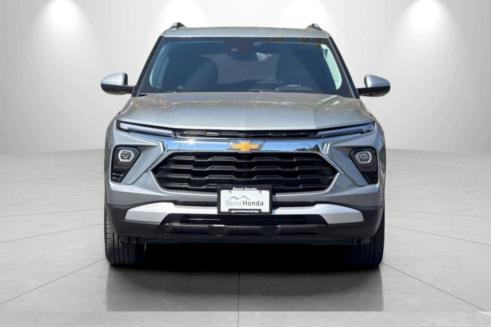 Used 2025 Chevrolet TrailBlazer LT AWD/4WD image 10